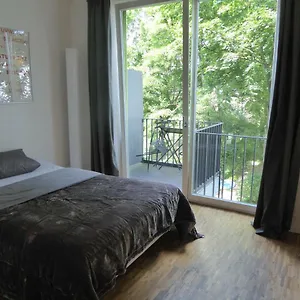 https://apartments-am-friedrichshain.find-berlin-hotels.com